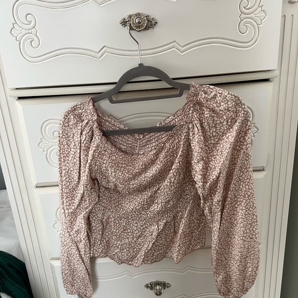 top - Picture 2 of 2